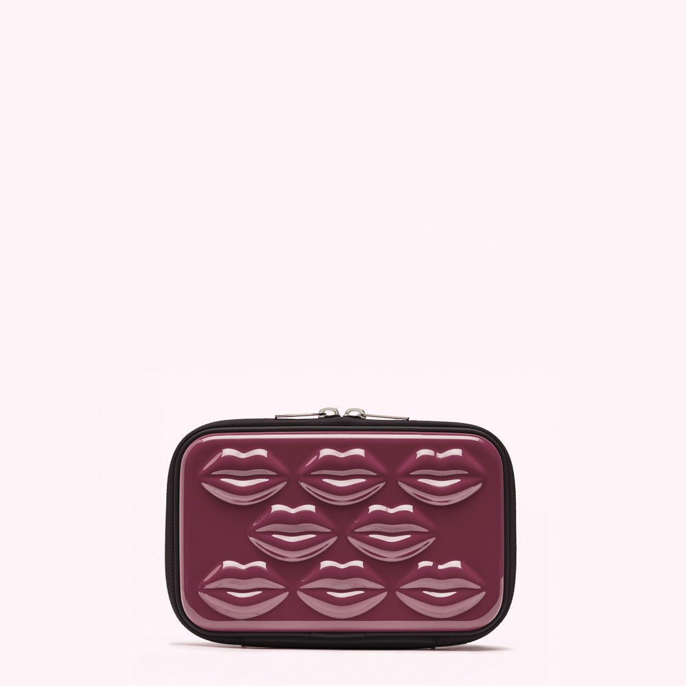 【LULU GUINNESS】 LULU LIPS CABIN ESSENTIALS CROSSBODY BAG Black Lulu Lips Cabin Essentials Crossbody Bag