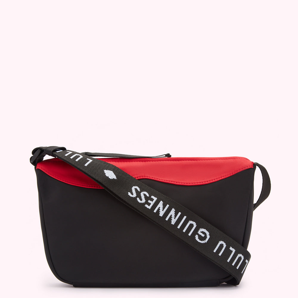 BLACK MULTI PUCKER UP LIPS SHOULDER BAG